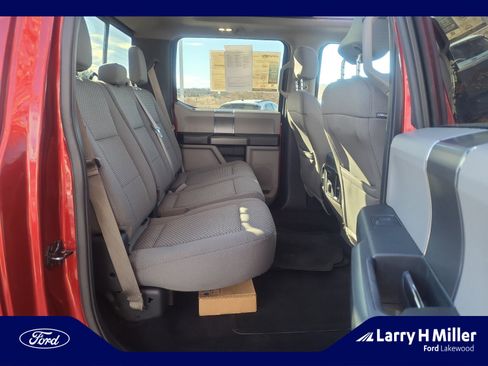 Used 2016 Ford F150 XLT w/ Equipment Group 302A Luxury image 18