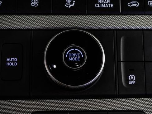 Used 2025 Hyundai Palisade SEL FWD image 21