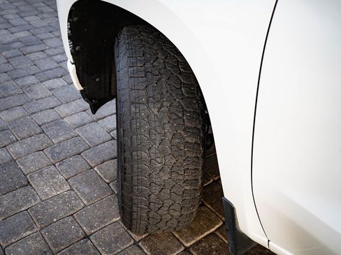 Used 2019 Chevrolet Silverado 1500 RST image 44