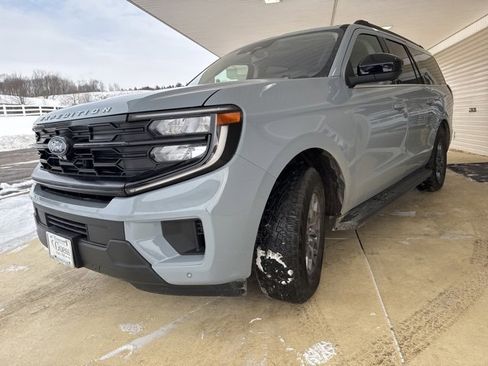 Used 2025 Ford Expedition Max Active image 6
