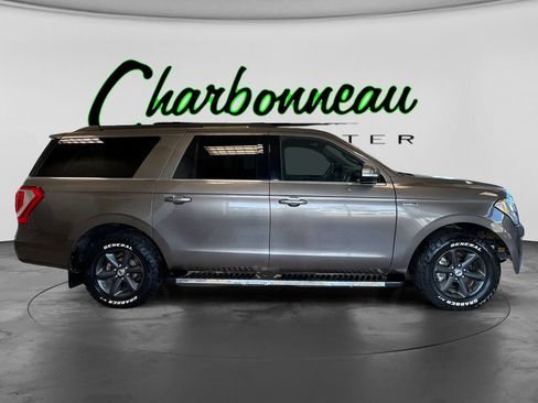 Used 2018 Ford Expedition Max XLT w/ Equipment Group 202A AWD/4WD image 6