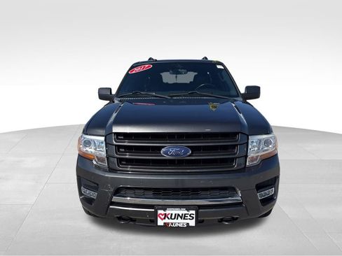 Used 2017 Ford Expedition EL Limited w/ Limited Appearance Package AWD/4WD image 2