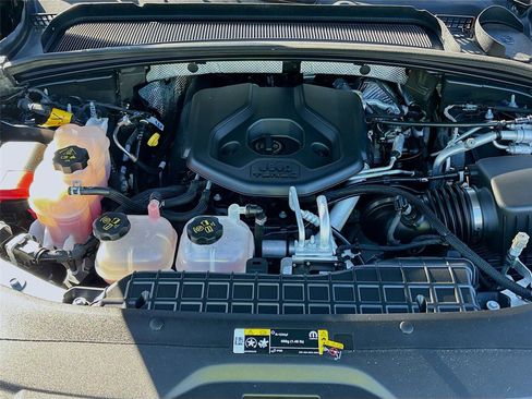 Used 2023 Jeep Grand Cherokee 4WD 4xe image 33