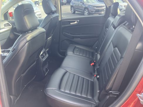 Used 2020 Ford Edge SEL w/ Convenience Package AWD/4WD image 17