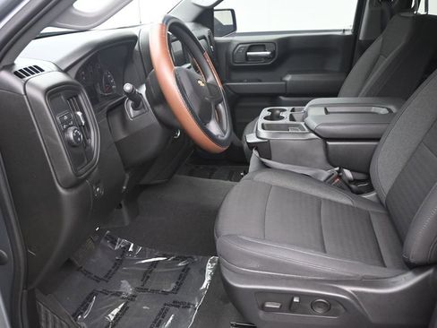Used 2024 Chevrolet Silverado 1500 Custom RWD image 10