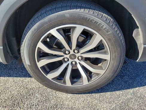 Used 2022 Ford Explorer ST image 7