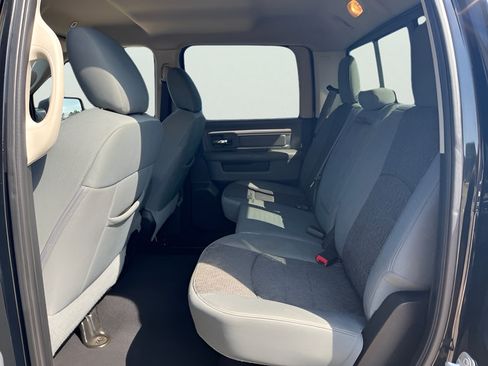 Used 2019 RAM 1500 Big Horn RWD image 29