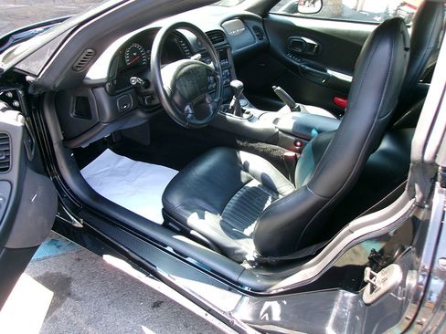 Used 2001 Chevrolet Corvette Z06 image 13