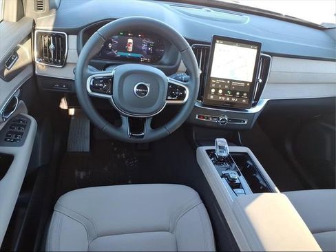 New 2026 Volvo XC90 T8 Plus w/ Protection Package Premier image 10