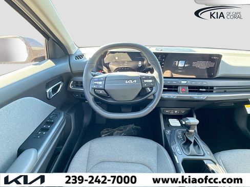 New 2025 Kia K4 EX image 16
