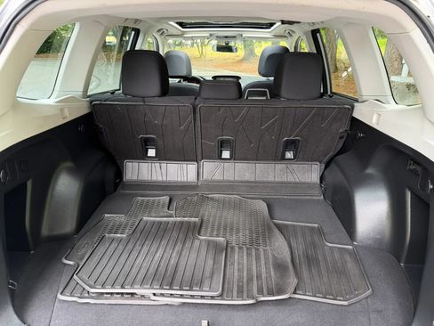 Used 2018 Subaru Forester 2.5i Premium w/ All-Weather Package AWD/4WD image 15