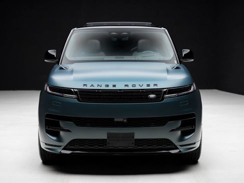 Used 2025 Land Rover Range Rover Sport Dynamic SE AWD/4WD image 7