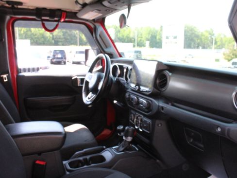 Used 2020 Jeep Gladiator Sport w/ Quick Order Package 24S AWD/4WD image 30