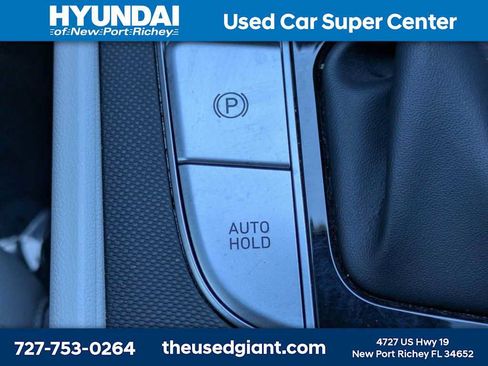 Used 2023 Hyundai Elantra Limited w/ Preferred Accessory Package FWD image 27