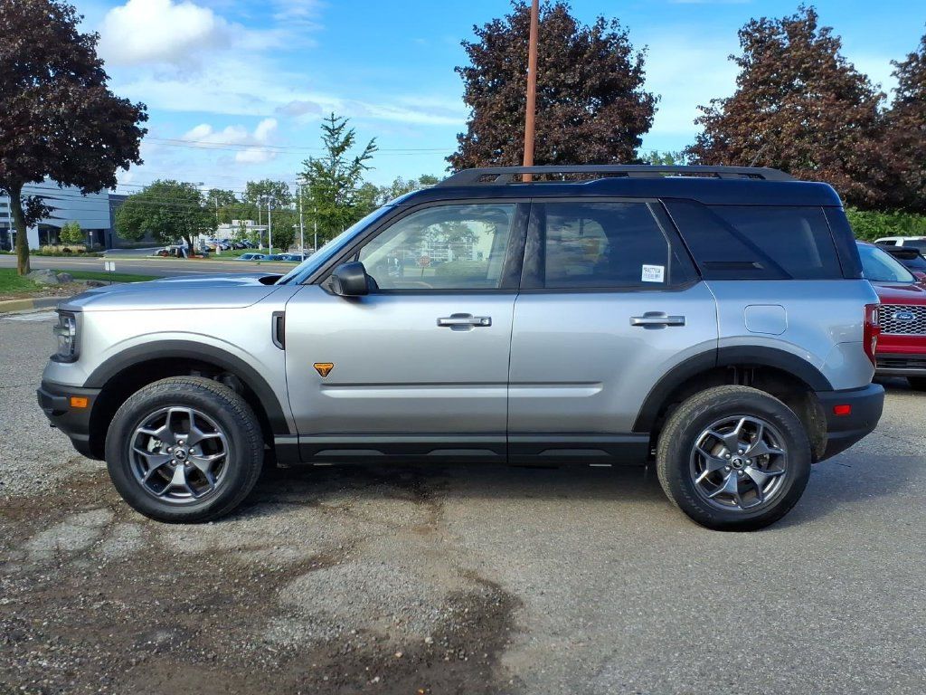 Used 2021 Ford Bronco Sport Badlands w/ Badlands Package AWD/4WD image 2