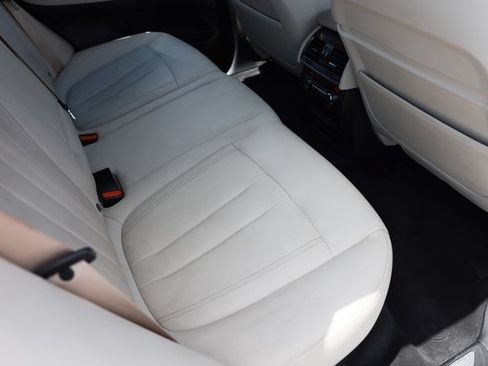 Used 2018 BMW X5 sDrive35i RWD image 15
