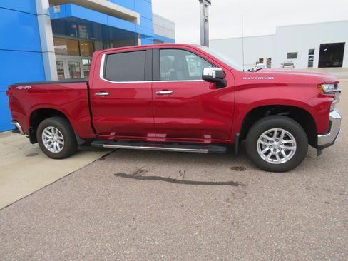 Used 2019 Chevrolet Silverado 1500 LTZ w/ LTZ Plus Package AWD/4WD image 16