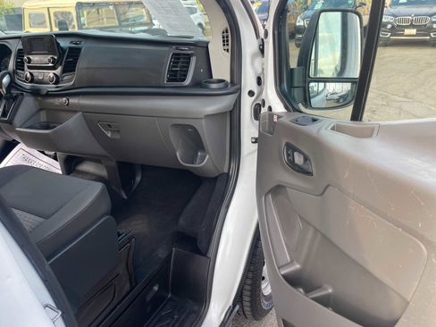 Used 2020 Ford Transit 250 Low Roof image 14