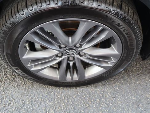 Used 2016 Toyota Camry SE FWD image 36