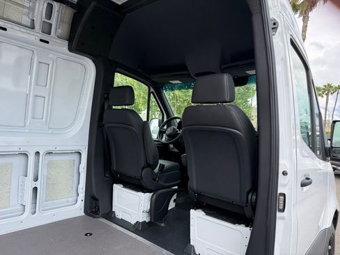 New 2025 Mercedes-Benz Sprinter 2500 image 20