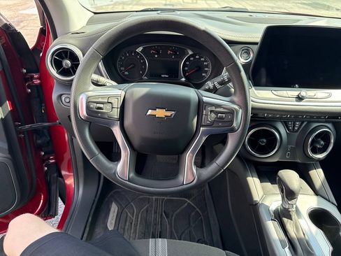 Used 2024 Chevrolet Blazer LT w/ Convenience Package FWD image 15