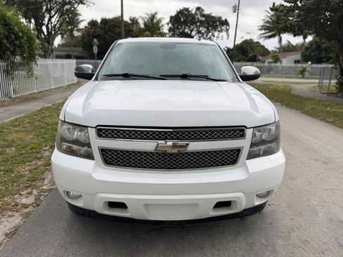 Used 2008 Chevrolet Tahoe LTZ w/ LTZ Preferred Equipment Group image 4