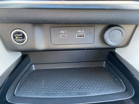 Used 2023 Nissan Rogue SL w/ SL Premium Package image 26