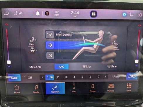 Used 2022 Jeep Grand Cherokee Limited image 28