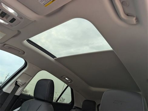 New 2026 Buick Envision Sport Touring image 19