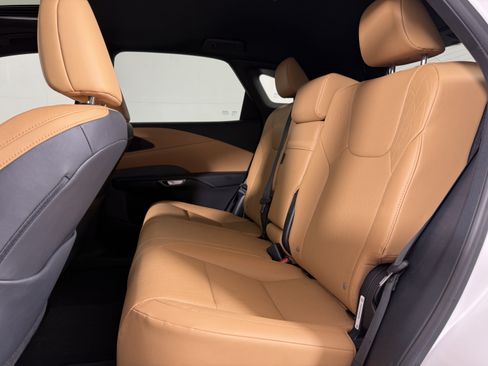 Used 2024 Lexus RX 350 Premium Plus w/ Convenience Package FWD image 24