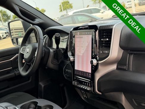 Used 2026 RAM 2500 Big Horn AWD/4WD image 40