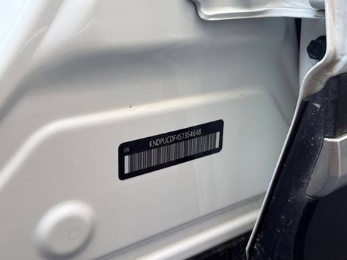 Used 2025 Kia Sportage LX AWD/4WD image 27
