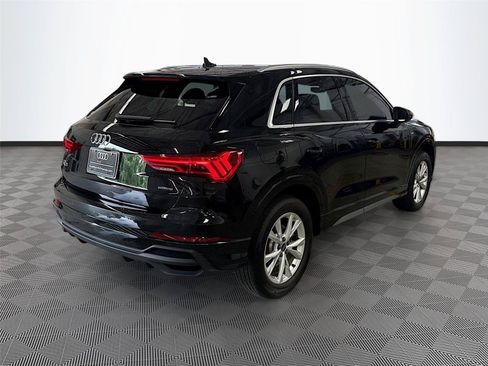 Certified 2023 Audi Q3 2.0T Premium w/ Convenience Package AWD/4WD image 7