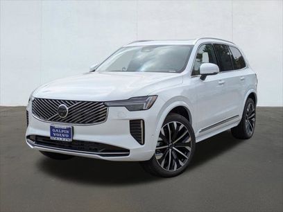 New 2026 Volvo XC90 B6 Plus w/ Protection Package Premier