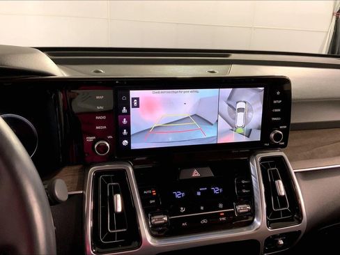 Used 2022 Kia Sorento SX Prestige w/ Rust Color Package image 21