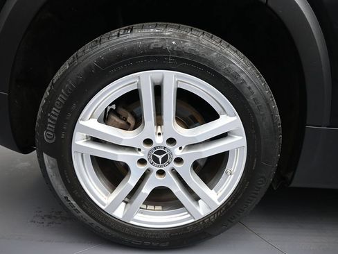 Used 2020 Mercedes-Benz GLB 250 4MATIC image 13