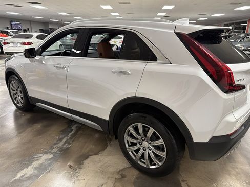 Used 2021 Cadillac XT4 Premium Luxury FWD image 8