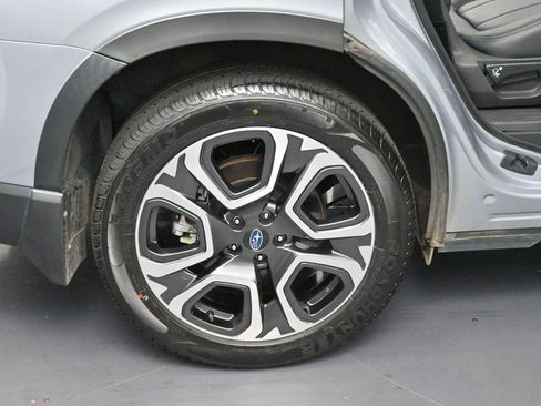 Used 2024 Subaru Ascent Limited w/ Technology Package AWD/4WD image 39