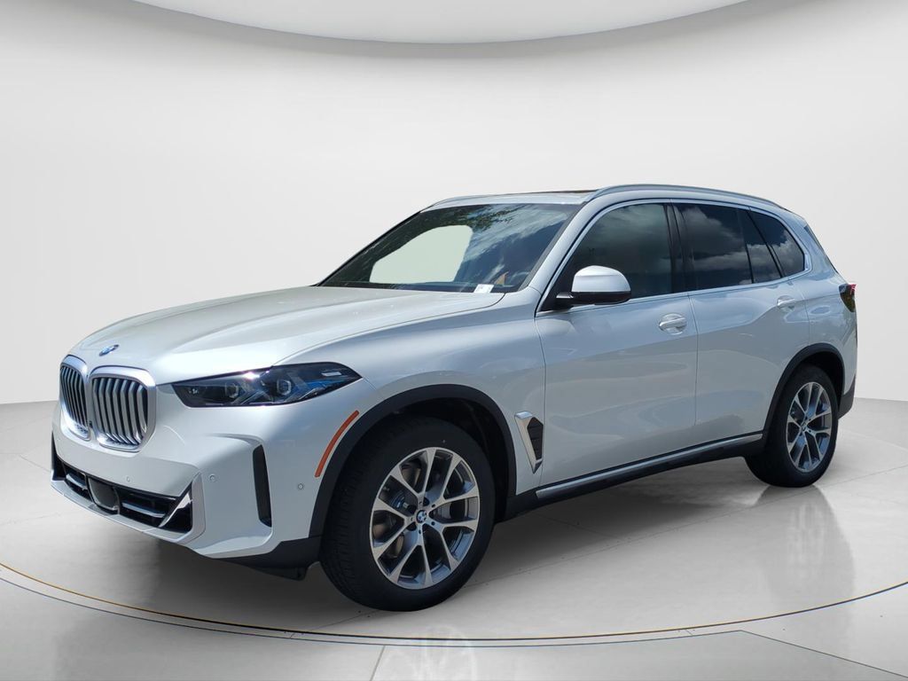 Certified 2026 BMW X5 xDrive40i w/ Climate Comfort Package AWD/4WD image 1