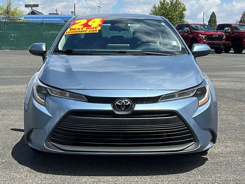 Used 2024 Toyota Corolla LE FWD image 2