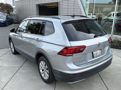 Used 2020 Volkswagen Tiguan S image 8