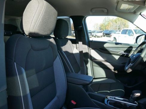 New 2026 Chevrolet TrailBlazer LT image 9