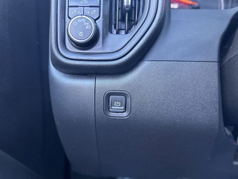 Used 2024 Chevrolet Silverado 1500 W/T w/ WT Convenience Package image 21