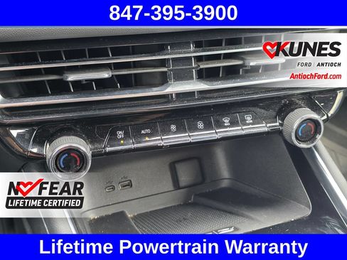 Used 2024 Chevrolet Traverse RS AWD/4WD image 59
