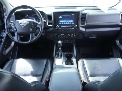 Used 2024 Nissan Frontier SL w/ Technology Package RWD image 12