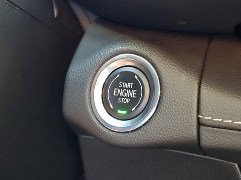 Used 2023 Buick Envision Avenir AWD/4WD image 28