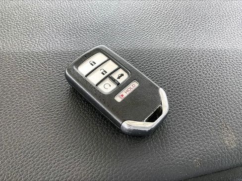 Used 2020 Honda Civic Sport image 31