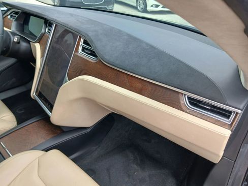 Used 2017 Tesla Model S 75 image 14