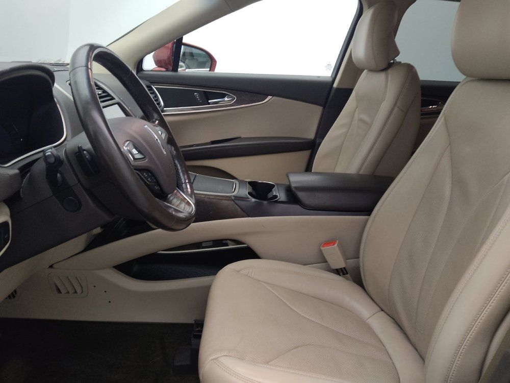 Used 2018 Lincoln MKX Reserve w/ Driver Assistance Package FWD image 17