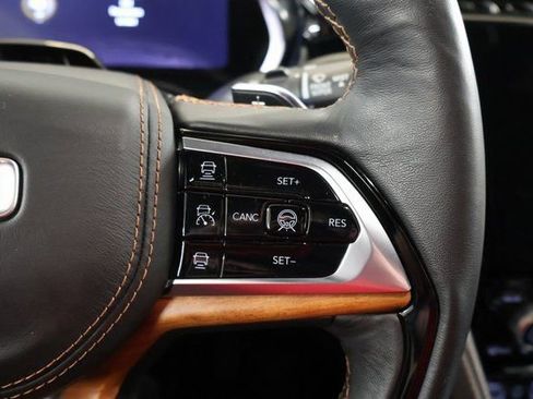 Used 2025 Jeep Grand Cherokee L Summit image 20